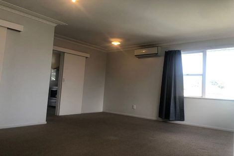 Photo of property in 69b Cardiff Road, Pakuranga, Auckland, 2010