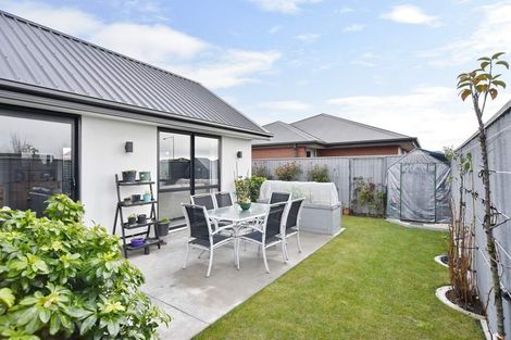 Photo of property in 6 Winterslow Lane, Rangiora, 7400