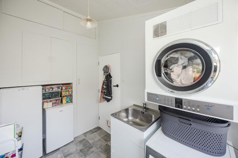 Photo of property in 128 Perth Street, Holmes Hill, Oamaru, 9401