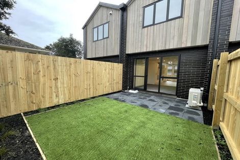 Photo of property in 4/63 Taikata Road, Te Atatu Peninsula, Auckland, 0610