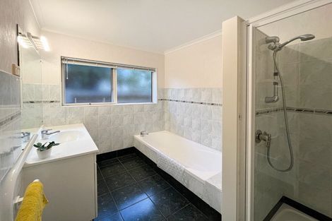 Photo of property in 12 Dan Tori Place, Orewa, 0931