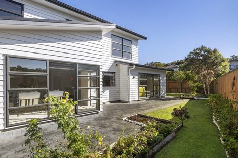 Photo of property in 61 Te Puia Drive, Aotea, Porirua, 5024