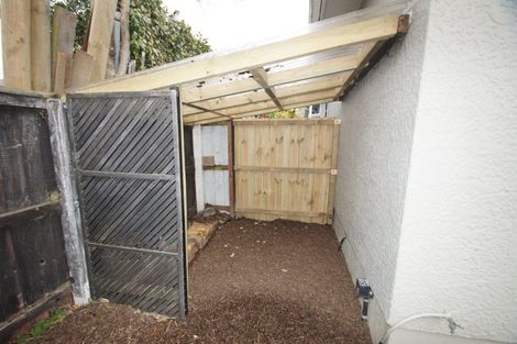 Photo of property in 39 Middlepark Road, Sockburn, Christchurch, 8042