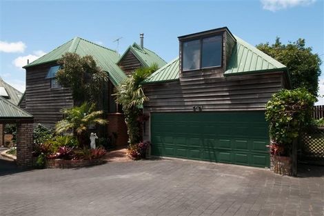 Photo of property in 3 Mizpah Road, Waiake, Auckland, 0630