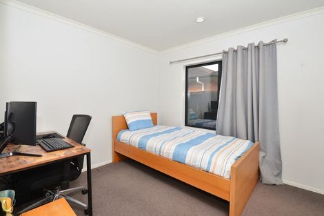 Photo of property in 11 Whitney Place, Rototuna North, Hamilton, 3210