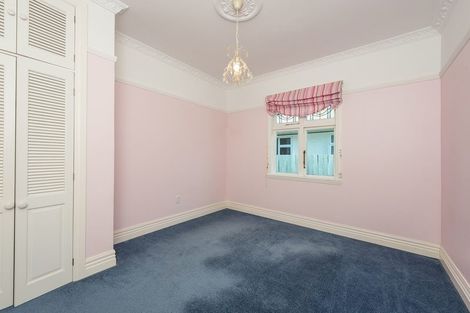 Photo of property in 194 Knights Road, Hutt Central, Lower Hutt, 5011