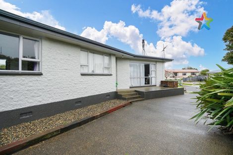 Photo of property in 10 Burns Street, Kew, Invercargill, 9812