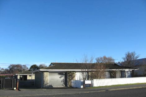 Photo of property in 2/28 Sydney Street, Windsor, Invercargill, 9810