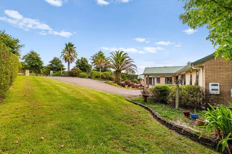 Photo of property in 46 Broadwood Rise, Kumeu, 0892