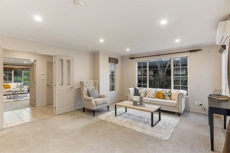 Photo of property in 46 Westerham Drive, Dannemora, Auckland, 2016