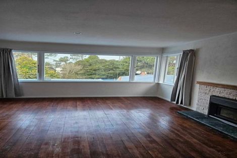 Photo of property in 1/8 Alston Avenue, Kelston, Auckland, 0602