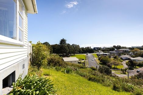Photo of property in 8 Lynmouth Heights, Lynmouth, New Plymouth, 4310