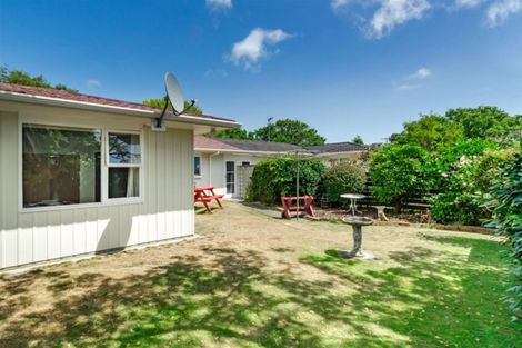 Photo of property in 2/44 Tui Road, Raumati Beach, Paraparaumu, 5032