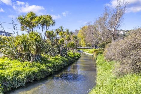 Photo of property in 44 Centaurus Road, Cashmere, Christchurch, 8022