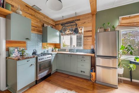 Photo of property in 49 Faraday Street, Hospital Hill, Napier, 4110
