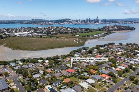 Photo of property in 50a Ngataringa Road, Devonport, Auckland, 0624