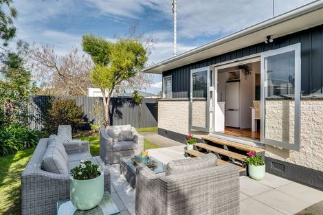 Photo of property in 3b White Street, Taradale, Napier, 4112