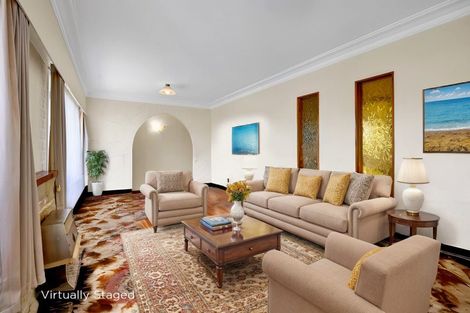 Photo of property in 2a Clifford Street, Hawera, 4610