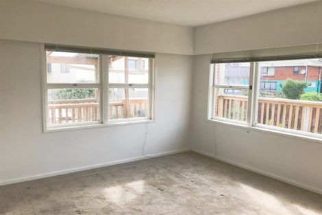 Photo of property in 2/279 Shirley Road, Papatoetoe, Auckland, 2025