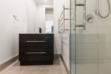 Photo of property in 35 Hospital Terrace, Hospital Hill, Napier, 4110