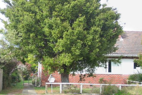 Photo of property in 46a Palmer Crescent, Silverstream, Upper Hutt, 5019