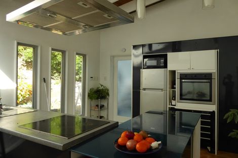 Photo of property in 50 Owhiro Bay Parade, Owhiro Bay, Wellington, 6023