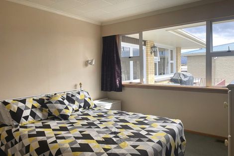 Photo of property in 38 Royal Terrace, Alexandra, 9320