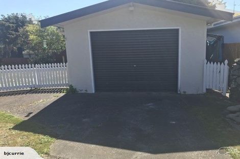Photo of property in 24 Kent Crescent, Awapuni, Palmerston North, 4412