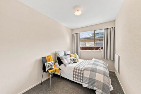 Photo of property in 1/126 Lake Terrace Road, Burwood, Christchurch, 8061
