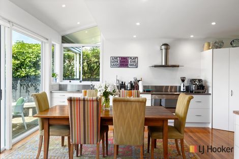 Photo of property in 1 Queen Street, Waihi Beach, 3611