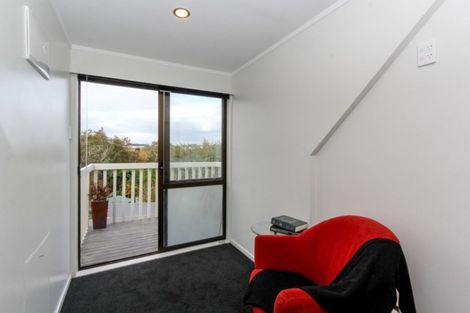 Photo of property in 10 Antonia Place, Bell Block, New Plymouth, 4312