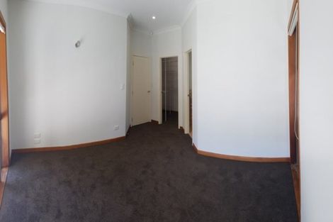 Photo of property in 7 Daphne Harden Lane, Paremoremo, Auckland, 0632