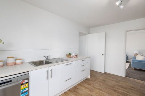 Photo of property in 76 Shortland Street, Wainoni, Christchurch, 8061