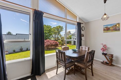 Photo of property in 5 Newbury Place, Waitara, 4320