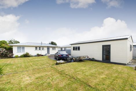 Photo of property in 17 Kaituna Street, Milson, Palmerston North, 4414