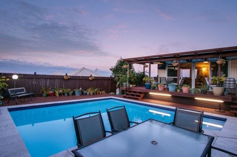 Photo of property in 95 Churchill Drive, Taradale, Napier, 4112