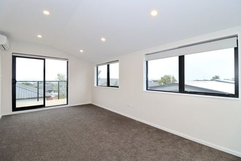 Photo of property in 14a Gulf Crest, Bucklands Beach, Auckland, 2012