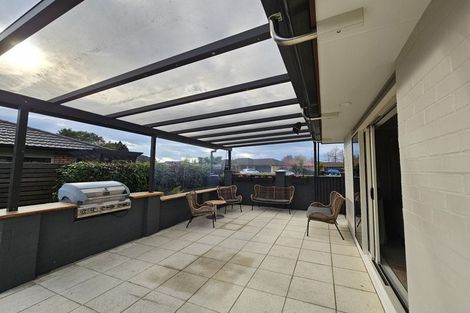 Photo of property in 11 Courtenay Place, Owhata, Rotorua, 3010