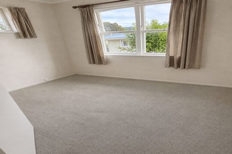 Photo of property in 11 Noall Street, Te Atatu Peninsula, Auckland, 0610