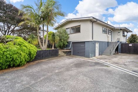 Photo of property in 3 Clendon Place, Manurewa, Auckland, 2102