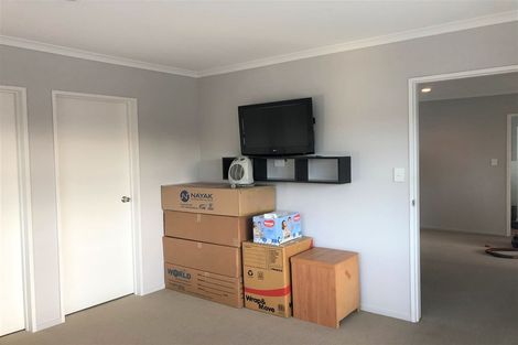 Photo of property in 43 Mili Way, Ranui, Auckland, 0612
