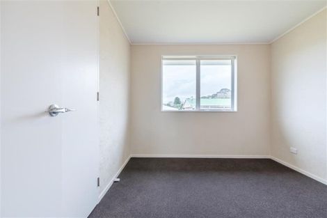 Photo of property in 13a Springs Road, Parakai, 0830