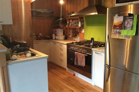 Photo of property in 30a Mackinnon Terrace, Sunshine Bay, Queenstown, 9300