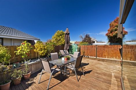 Photo of property in 20 Karnak Crescent, Russley, Christchurch, 8042