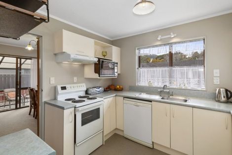 Photo of property in 26 Beauchamp Street, Tawa, Wellington, 5028