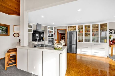 Photo of property in 242 Tawhiti Road, Hawera, 4672