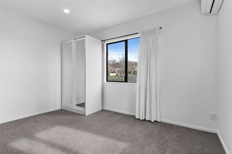 Photo of property in 1/11 Bronzewing Terrace, Unsworth Heights, Auckland, 0632