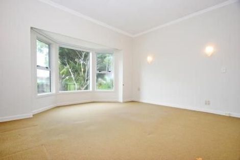 Photo of property in 25 Elizabeth Avenue, Papatoetoe, Auckland, 2025