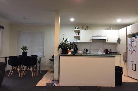 Photo of property in 17 Blumhardt Place, Avondale, Auckland, 1026