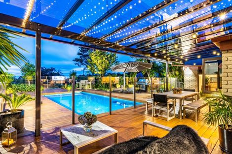 Photo of property in 531 Frankley Road, Hurworth, New Plymouth, 4371